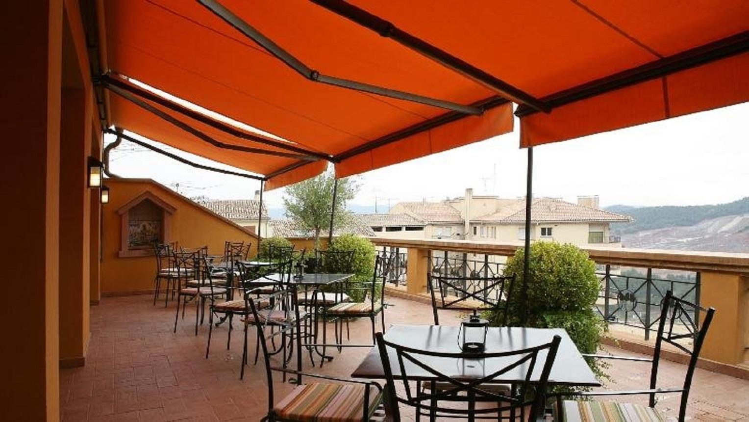 Bremon Boutique Hotel By Duquessa Hotel Collection Cardona Restaurante foto